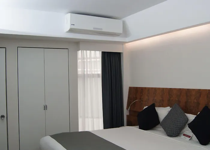 Hotel Express Ciudad De Condesa By Ihg 3*