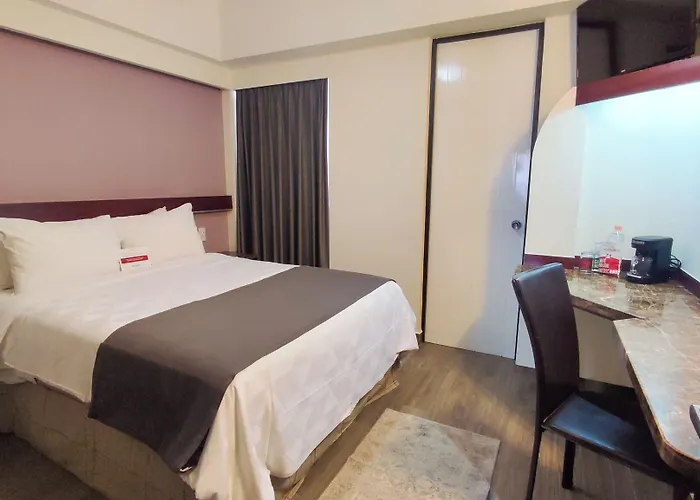 Express Ciudad De Condesa By Ihg 3*