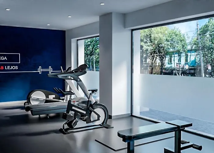 Hotel Express Ciudad De Condesa By Ihg 3*