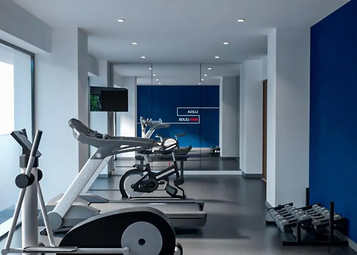 Express Ciudad De Condesa By Ihg Hotel