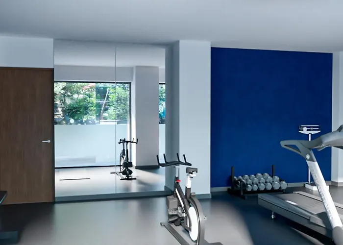Express Ciudad De Condesa By Ihg Hotel 3*