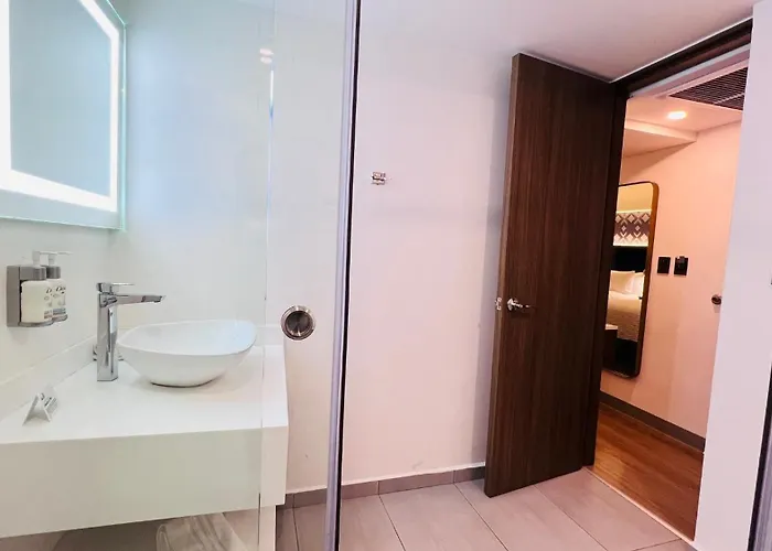 Express Ciudad De Condesa By Ihg 3*