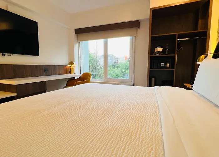 Hotel Express Ciudad De Condesa By Ihg